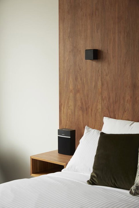 Moss Hotel - Accommodation Mt Buller 6