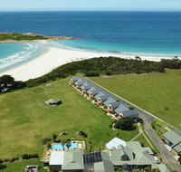 Diamond Island Resort  Bicheno Penguin Show - Accommodation Mt Buller