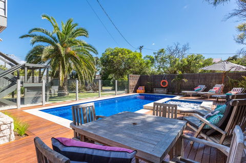 Front Beach House - Accommodation Mt Buller 9