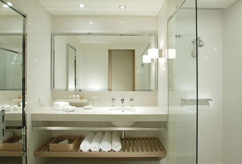 Crown Promenade Melbourne - Accommodation Mt Buller 6