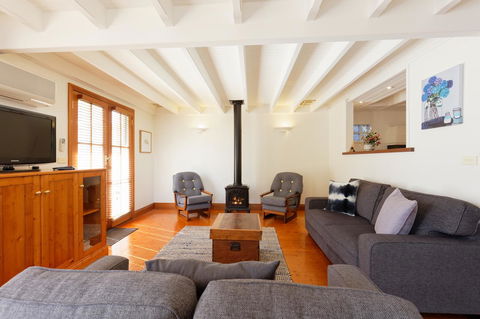 54 On Bank - Accommodation Mt Buller 5