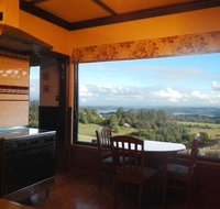A Cottage with a View at Tudor Ridge - Accommodation Mt Buller