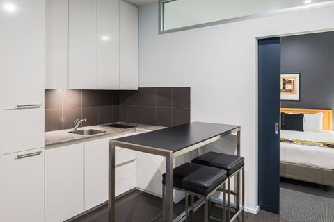 Mantra 100 Exhibition - Accommodation Mt Buller 8