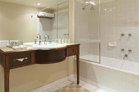 Grand Hotel Melbourne - Accommodation Mt Buller 26