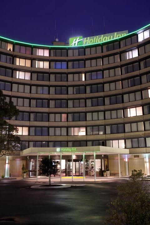 Holiday Inn Melbourne Airport, An IHG Hotel - Accommodation Mt Buller 12