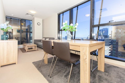Melbourne SkyHigh Apartments - Accommodation Mt Buller 4