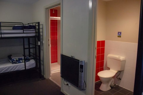 Nomads Melbourne Backpackers - Accommodation Mt Buller 42