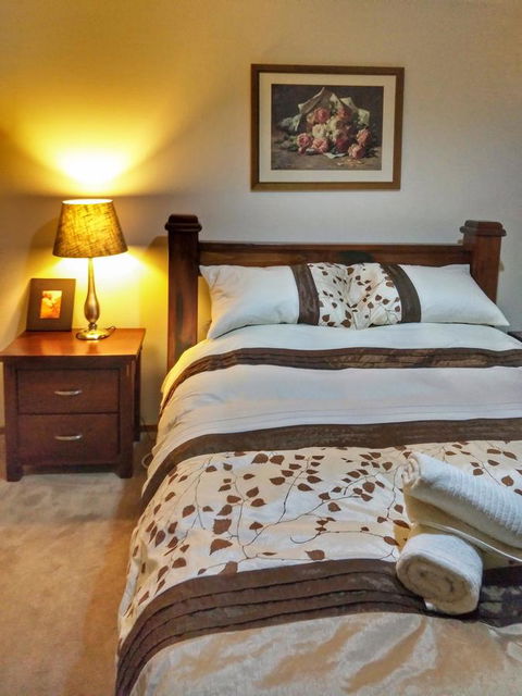 Waterfront Retreat - Accommodation Mt Buller 18