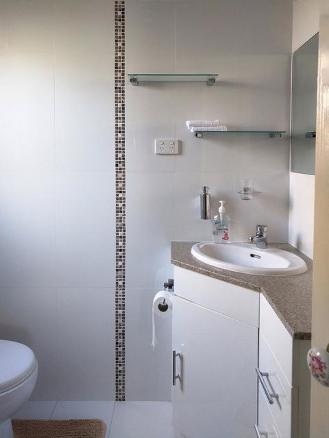 Waterfront Retreat - Accommodation Mt Buller 19