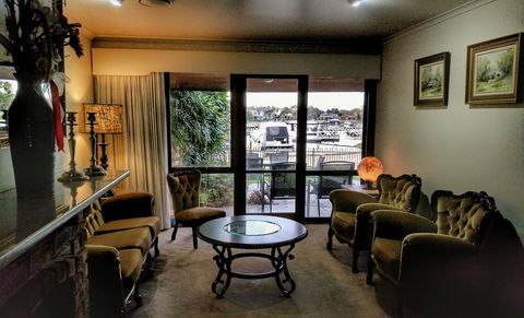 Waterfront Retreat - Accommodation Mt Buller 14