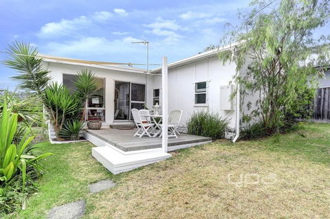 Dromana Holiday Beach House - Accommodation Mt Buller 14