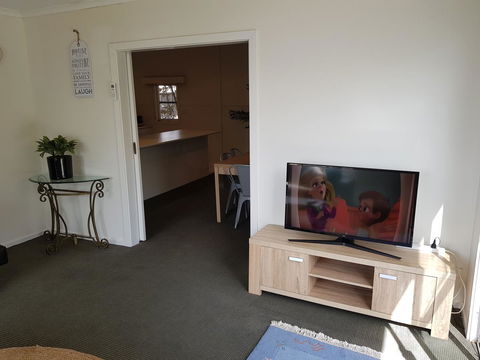Dromana Holiday Beach House - Accommodation Mt Buller 1