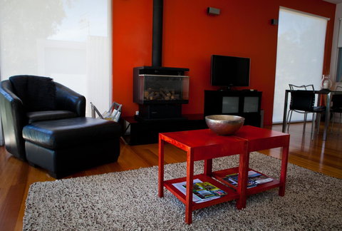 Battery Cove Beach Front Apartment - Accommodation Mt Buller 10