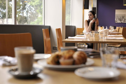 Mercure North Melbourne - Accommodation Mt Buller 11