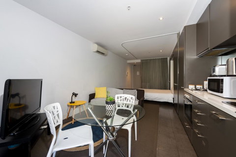 Amazing Accommodations : South Yarra - Accommodation Mt Buller 16