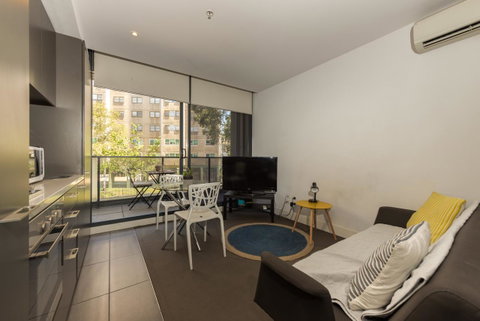 Amazing Accommodations : South Yarra - Accommodation Mt Buller 14