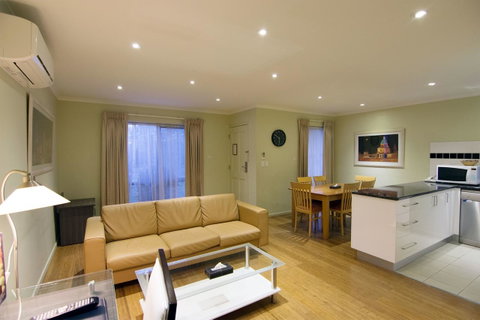 Best Western Plus Buckingham International - Accommodation Mt Buller 21