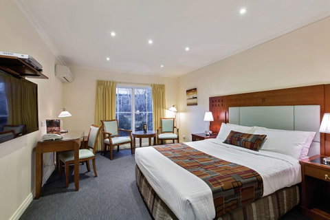 Best Western Plus Buckingham International - Accommodation Mt Buller 28
