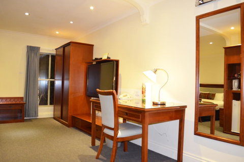 Best Western Plus Buckingham International - Accommodation Mt Buller 40