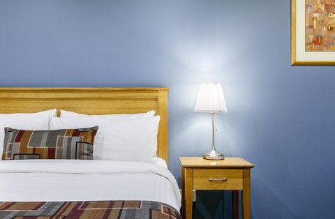 Best Western Plus Buckingham International - Accommodation Mt Buller 16