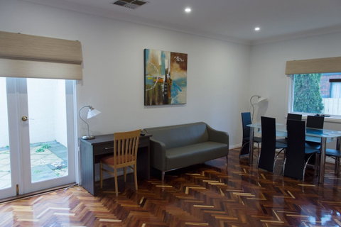 Best Western Plus Buckingham International - Accommodation Mt Buller 32