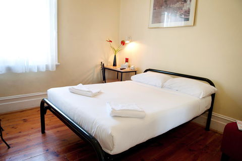 Hotel Claremont Guest House - Accommodation Mt Buller 33