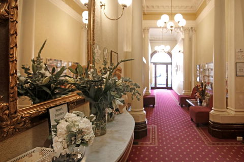 Hotel Claremont Guest House - Accommodation Mt Buller 0