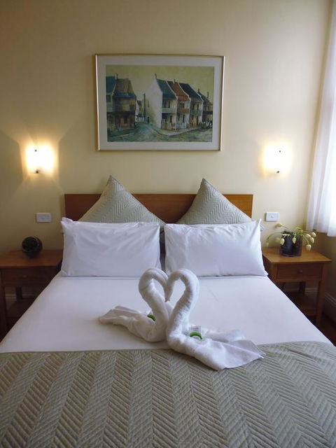 Hotel Claremont Guest House - Accommodation Mt Buller 44