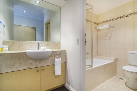 Clarion Suites Gateway - Accommodation Mt Buller 12