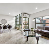 Sophisticated modern 3 bed home in foodie paradise - Accommodation Mt Buller