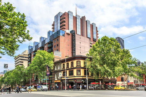 Paramount Apartments Melbourne - Accommodation Mt Buller 0