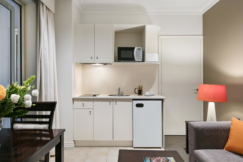 Comfort Hotel Melbourne Central - Accommodation Mt Buller 7