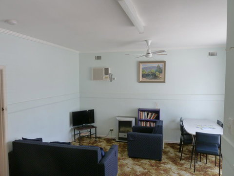Beachcomber Holiday Units - Accommodation Mt buller 32