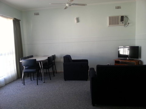 Beachcomber Holiday Units - Accommodation Mt buller 36