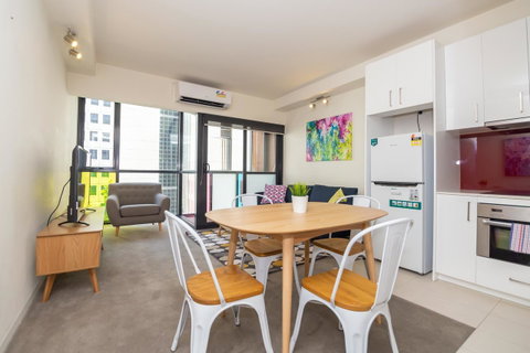 Canvas Suites On Russell Place - Accommodation Mt Buller 4