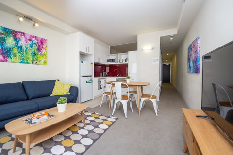 Canvas Suites On Russell Place - Accommodation Mt Buller 6
