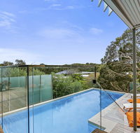 Lansdowne Villa - with swimming pool - Accommodation Mt Buller