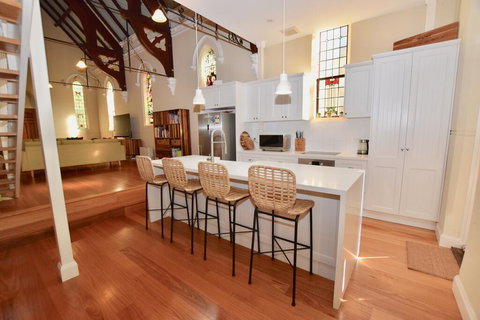 The Church @ Woodford - Accommodation Mt Buller 1