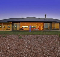 The Junction - contemporary meets river country - Accommodation Mt Buller