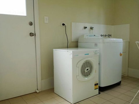 THE PALM FARM - PET FRIENDLY - WEEKLY ONLY - Accommodation Mt buller 1