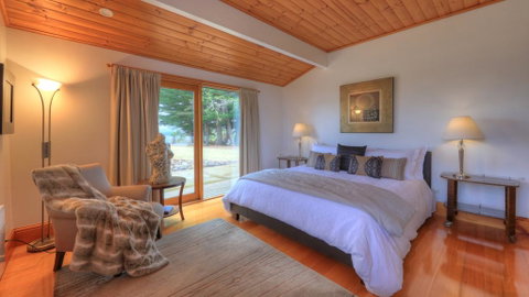 The Peninsula Experience - Accommodation Mt buller 3