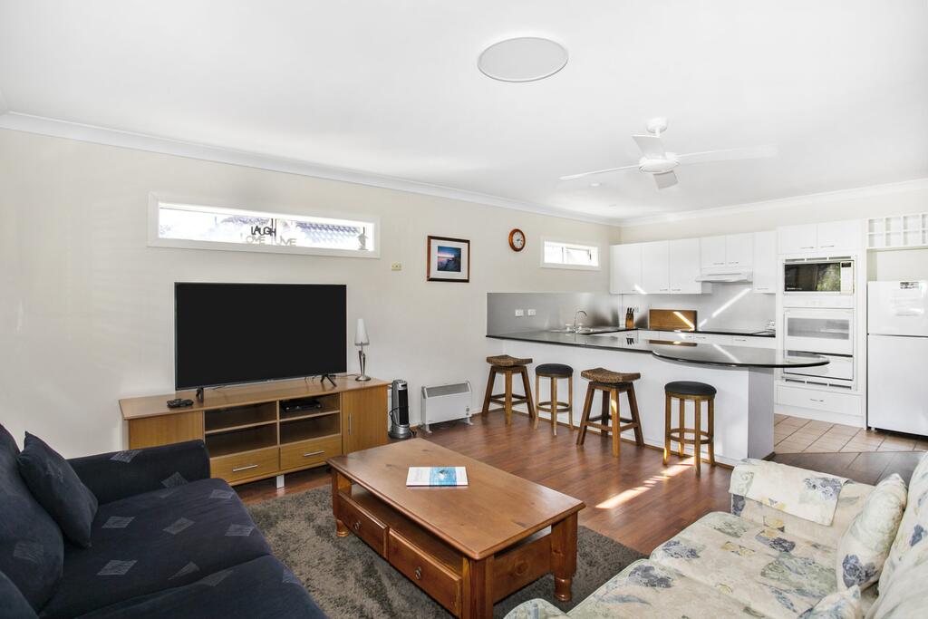 Mollymook NSW Accommodation Mt Buller