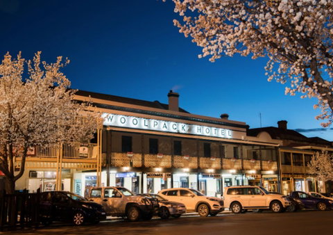 The Woolpack Hotel - Accommodation Mt buller 0