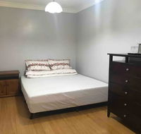 Thomastown antique house en-suite room - Accommodation Mt Buller