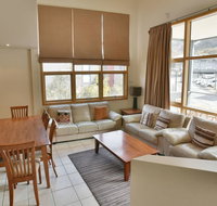 Tomarlin Views 1