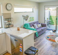 U201 Brunswick Living Brand New Deluxe Balcony Upper Floor Apartment close to Airport and CBD - Accommodation Mt Buller