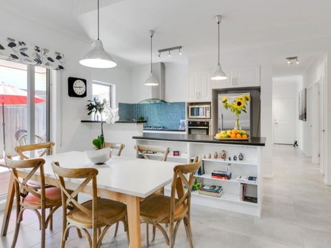 Venice On The Beach - Accommodation Mt Buller 0
