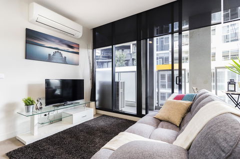 Complete Host 50 Claremont St Apartments - Accommodation Mt Buller 12