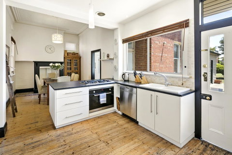 Windermere Fitzroy - Rejuvenate Stays - Accommodation Mt Buller 2