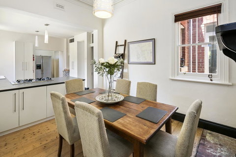Windermere Fitzroy - Rejuvenate Stays - Accommodation Mt Buller 3